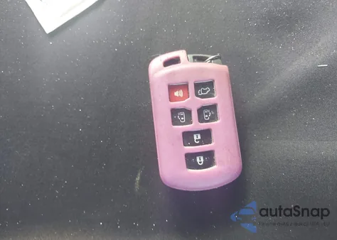 2015 Toyota Sienna Se Premium 8 Passenger from USA, damaged, VIN 5TDXK3DCXFS634291